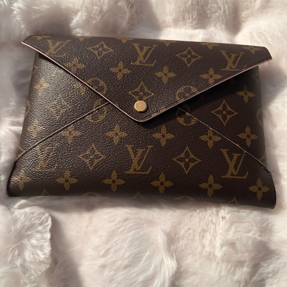 Louis Vuitton Monogram Brown Clutch